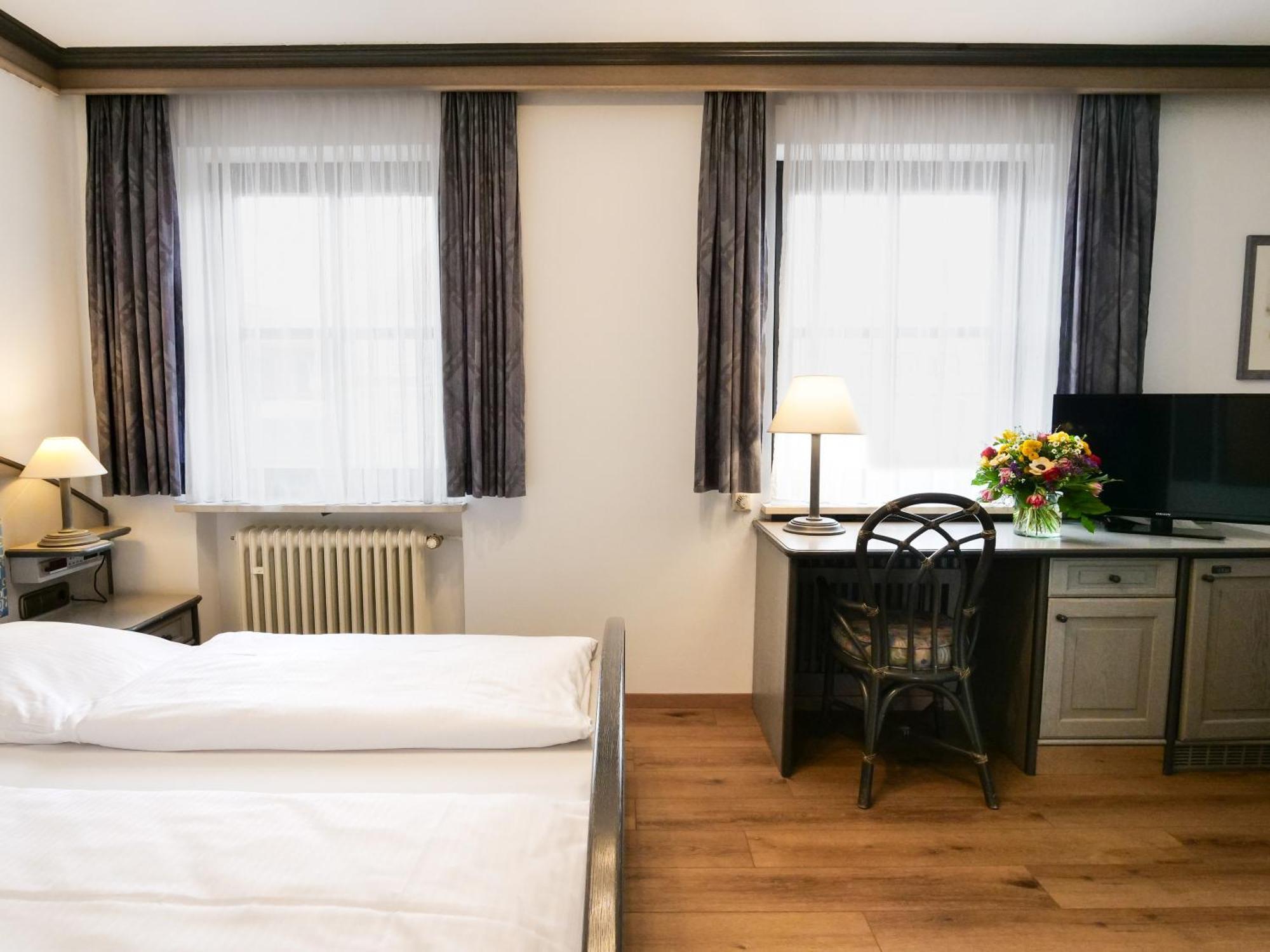 Seehotel Pegasus Herrsching am Ammersee Exterior foto